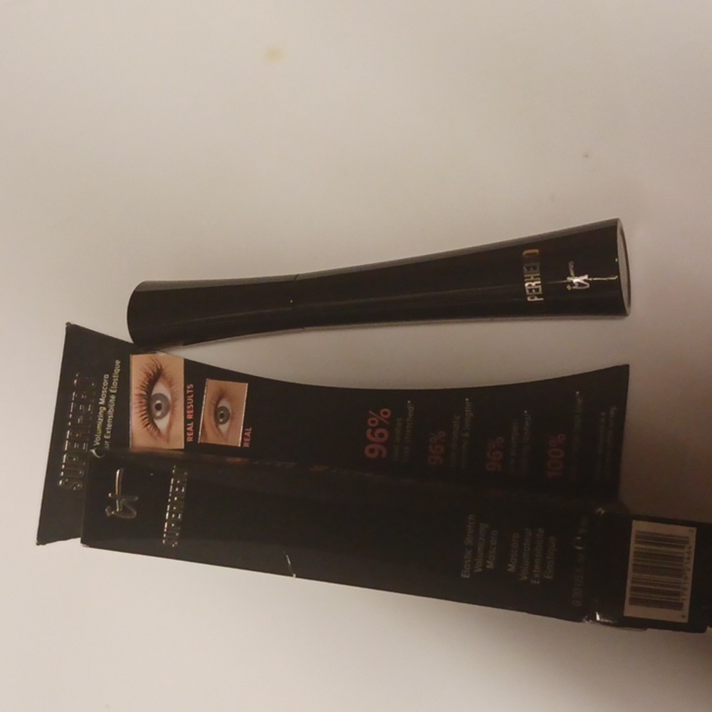 Superhero IT Mascara NIB - Picture 3 of 3
